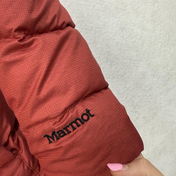 Marmot Jacket Womens Small Red 700 Fill Down Hooded Puffer Insulated Winter Coat - Picture 7 of 16